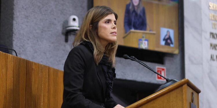 Profeco es exhortado a revisar precios de servicios en hospitales