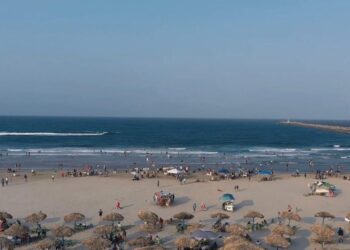 Exploran inversiones en el sur y nuevas rutas aéreas: Turismo