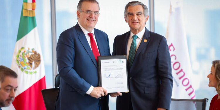 Firma Américo convenio con secretario de Economía para impulsar Polo de Desarrollo para el Bienestar en Altamira