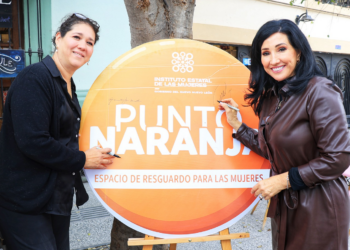 Instituto Estatal de las Mujeres instala primer Punto Naranja en Barrio Antiguo