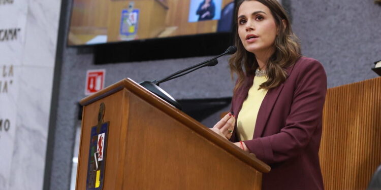 Lorena de la Garza plantea ruta de coordinación metropolitana para atender insuficiencia del transporte