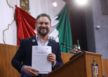 Pide Mario Salinas reforzar descacharrización para proteger salud pública