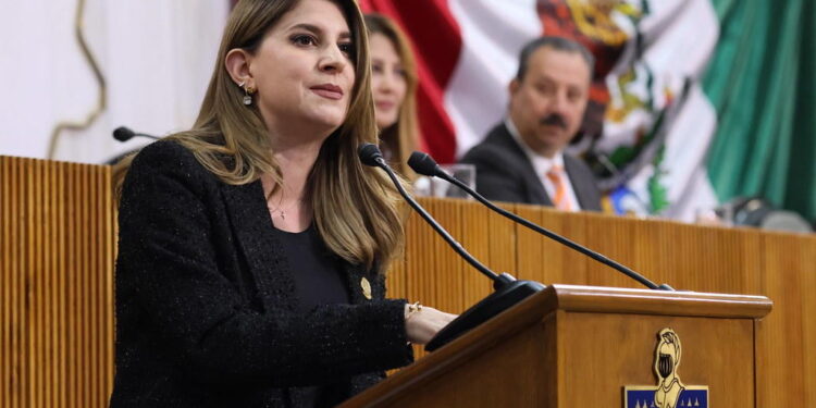 Proponen Melisa Peña y Javier Caballero mesa de trabajo para atender riesgos por cableado aéreo