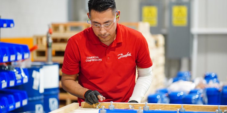 Nuevo León, Primer Lugar Nacional en empleo de Manufactura, Construcción y Servicios