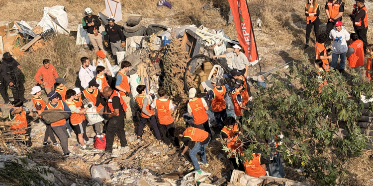 Suma voluntariado de Participación Ciudadana 70 toneladas retiradas del Río
