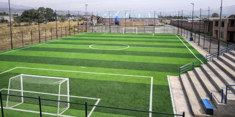 Alista Gobierno de Tamaulipas construcción de 25 canchas de fútbol