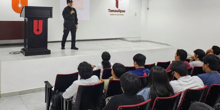 Capacita Guardia Estatal Cibernética a universitarios en prevención de delitos digitales