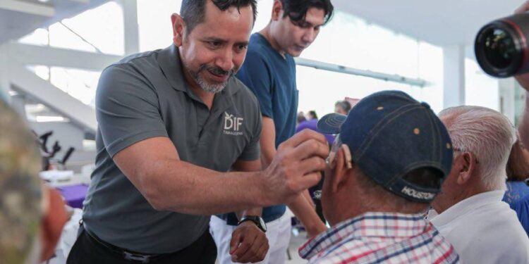 DIF Tamaulipas prioriza la salud auditiva con servicios gratuitos y entrega de auxiliares