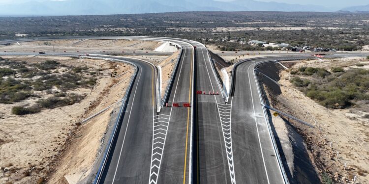 Garantiza gobierno de Américo Villarreal obra pública para los 43 municipios de Tamaulipas