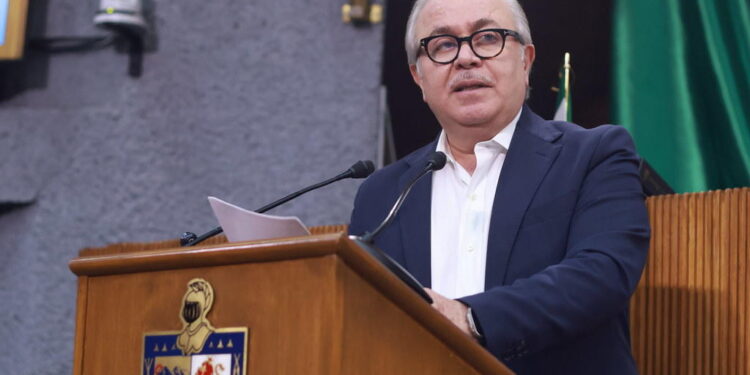 Propone Héctor Morales fortalecer accesibilidad universal y aumentar sanciones por incumplimiento