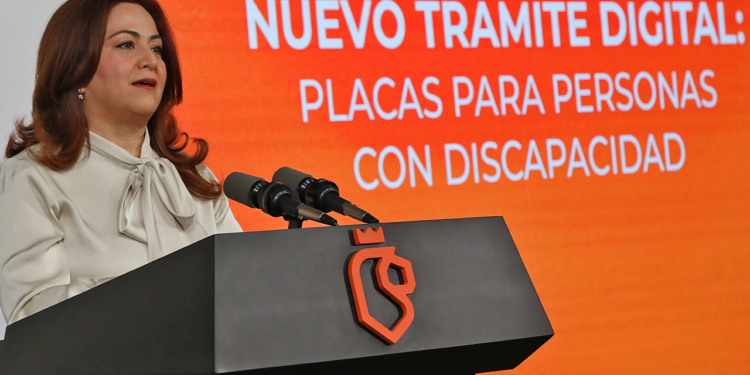 Presenta NL nuevo trámite digital: placas para personas con discapacidad