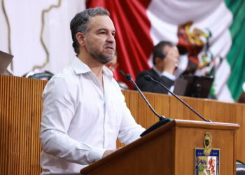 Pide Mario Salinas reforzar prevención de incendios en municipios de Nuevo León