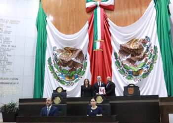 Recibe Legislatura 66 el Cuarto Informe del Gobernador Américo