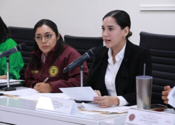 Reformas legislativas buscan proteger a las mujeres frente a agresiones en entornos digitales