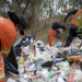 Retira voluntariado de Participación Ciudadana 218 llantas del Río Santa Catarina