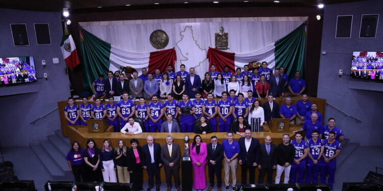 Rinde homenaje Congreso a auténticos tigres