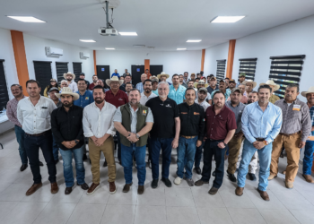 Cierran filas contra gusano barrenador; 12 municipios acuerdan blindaje sanitario en Nuevo León