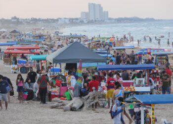 Playa Miramar lidera turismo nacional con 100% de ocupación en Semana Santa