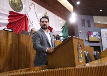 Diputado va por custodia de mascotas en divorcios; busca sacarlas del “vacío legal” en Nuevo León