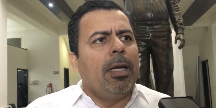Denuncian trabajadores eventuales de Salud sueldos por debajo del mínimo en Tamaulipas
