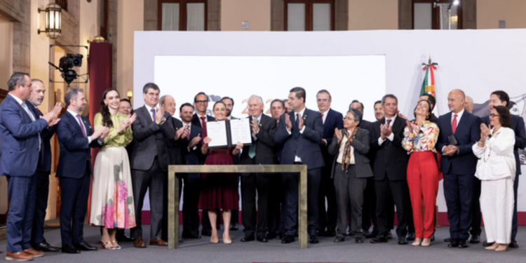 Plan México: Presidenta Claudia Sheinbaum firma Acuerdo histórico para el Fomento de la Industria Siderúrgica Mexicana