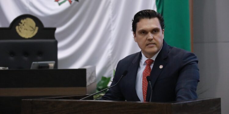 Prieto va contra filtraciones en seguridad; busca endurecer castigos por uso indebido de datos