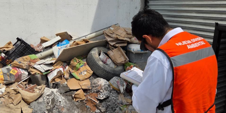 Refuerza NL vigilancia ambiental; emiten 32 avisos a negocios por riesgos al aire