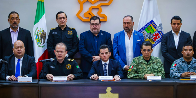 Refuerzan estrategia de seguridad rumbo al Mundial 2026; capacitan mandos en el extranjero
