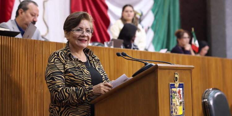 Congreso exige liberar recursos para garantizar pago a maestros del PRONI
