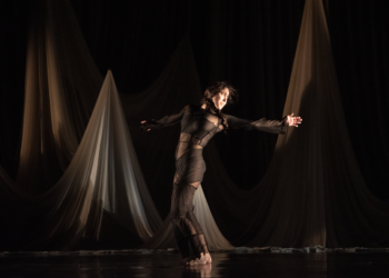 Escena CONARTE presenta maternar