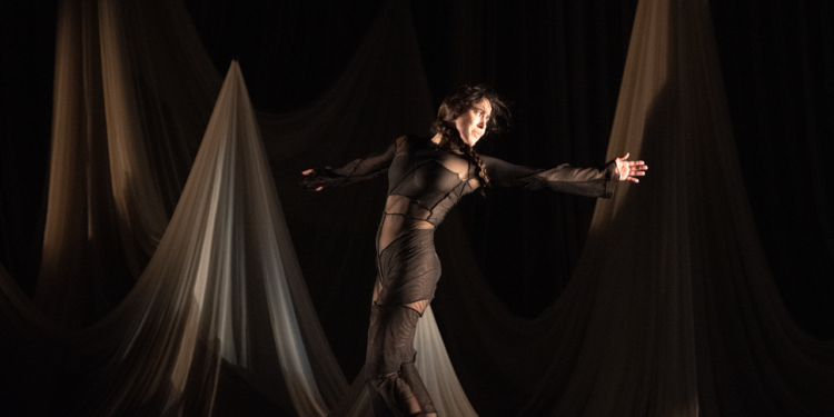 Escena CONARTE presenta maternar