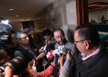 Morena frena versiones sobre juicio político contra Rocha Moya en San Lázaro