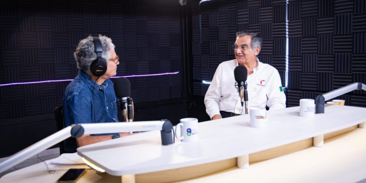 Consolida Américo estrategia integral para garantizar el acceso y uso sustentable del agua para familias tamaulipecas.