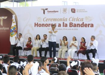 Trabajamos para que haya mejores escuelas y más oportunidades para todas y todos: Américo