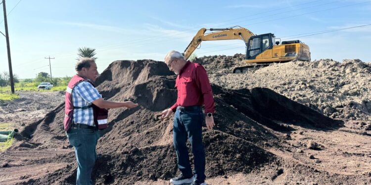 Trabajan para restablecer el suministro de agua potable en Ciudad Victoria