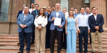 Alcaldes de Nuevo León acusan al Estado de retener hasta mil 700 mdp