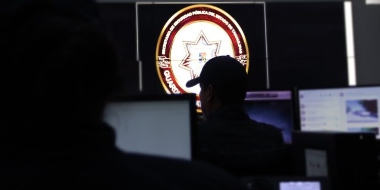 Alertan por fraudes en compras para graduaciones