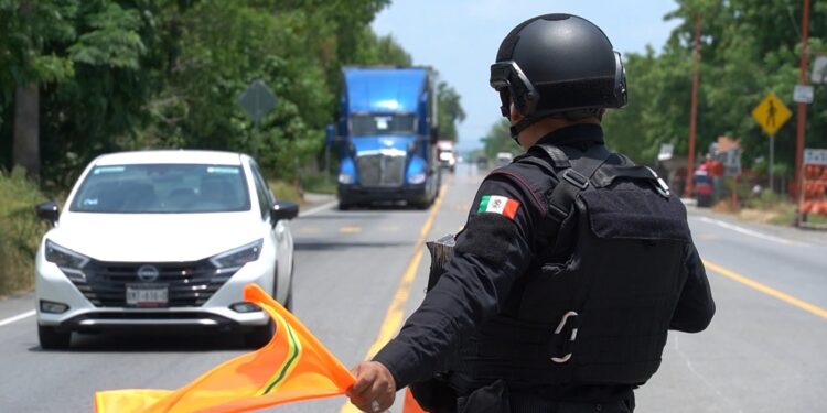 Blindan carreteras para impulsar turismo en Tamaulipas