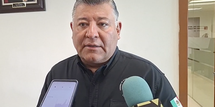 CFE y fallas eléctricas agravan crisis de agua y socavones en zona conurbada: diputado