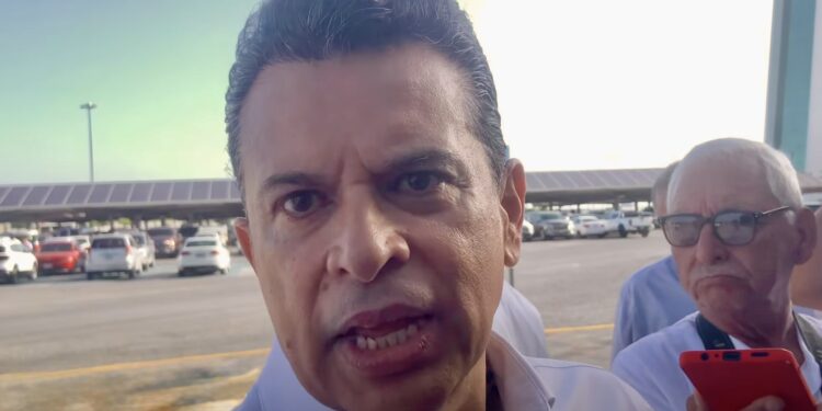 Lalo Gattás destapa interés por una diputación federal, pero esperará la convocatoria