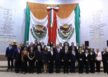 Encabeza Américo Villarreal reconocimiento histórico a la Benemérita Escuela Normal Federalizada en el Congreso