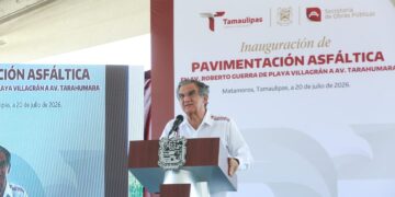 Inaugura Américo obra vial y entrega escrituras a familias matamorenses