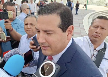 Respaldan a Arnulfo y frenan carrera por el SNTE