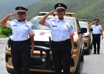 Refuerzan operativos carreteros para prevenir accidentes en vacaciones