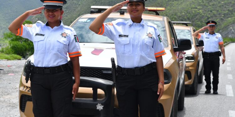 Refuerzan operativos carreteros para prevenir accidentes en vacaciones