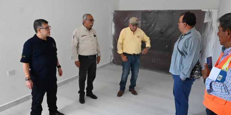 Supervisan avance de la Estación Cuarentenaria Estatal «La Gloria»
