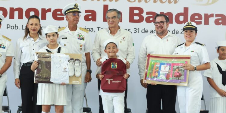 Arranca Américo ciclo escolar 2026-2027 con apoyos por más de 354 mdp para estudiantes