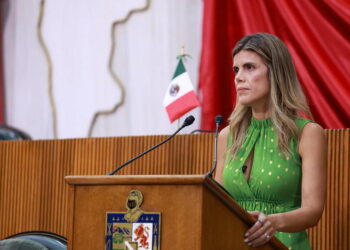 Exigen al gobernador de Nuevo León aclarar “moches” y trato preferencial a empresas