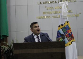 ¡Se acabó apartar cajones! Congreso pone freno a quienes bloquean estacionamientos