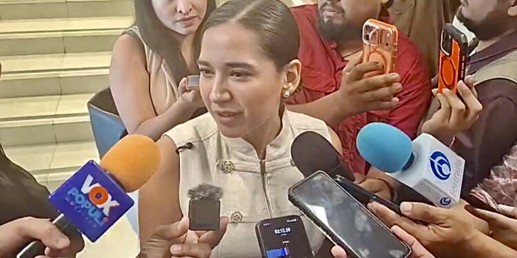 Katalyna Méndez llama a dejar atrás diferencias